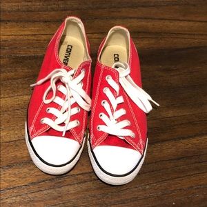 Red converse size 6